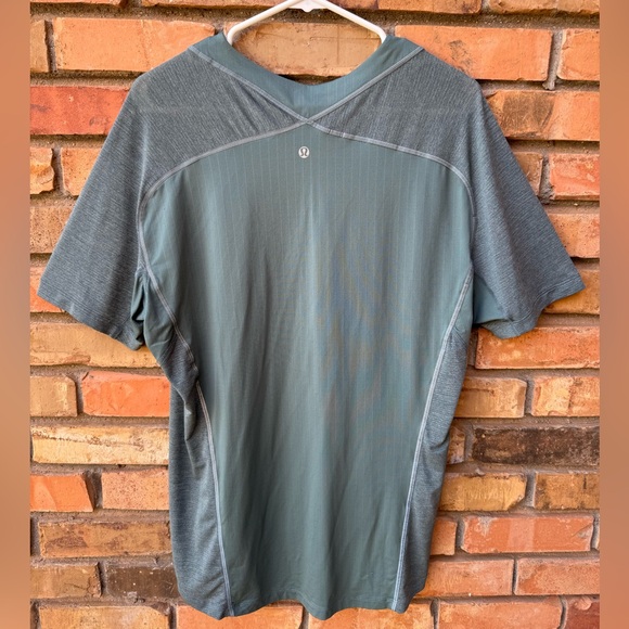 Lululemon Square Neck Training Stretch Logo Mesh Tee Run (Aqua) - Large - Picture 7 of 10